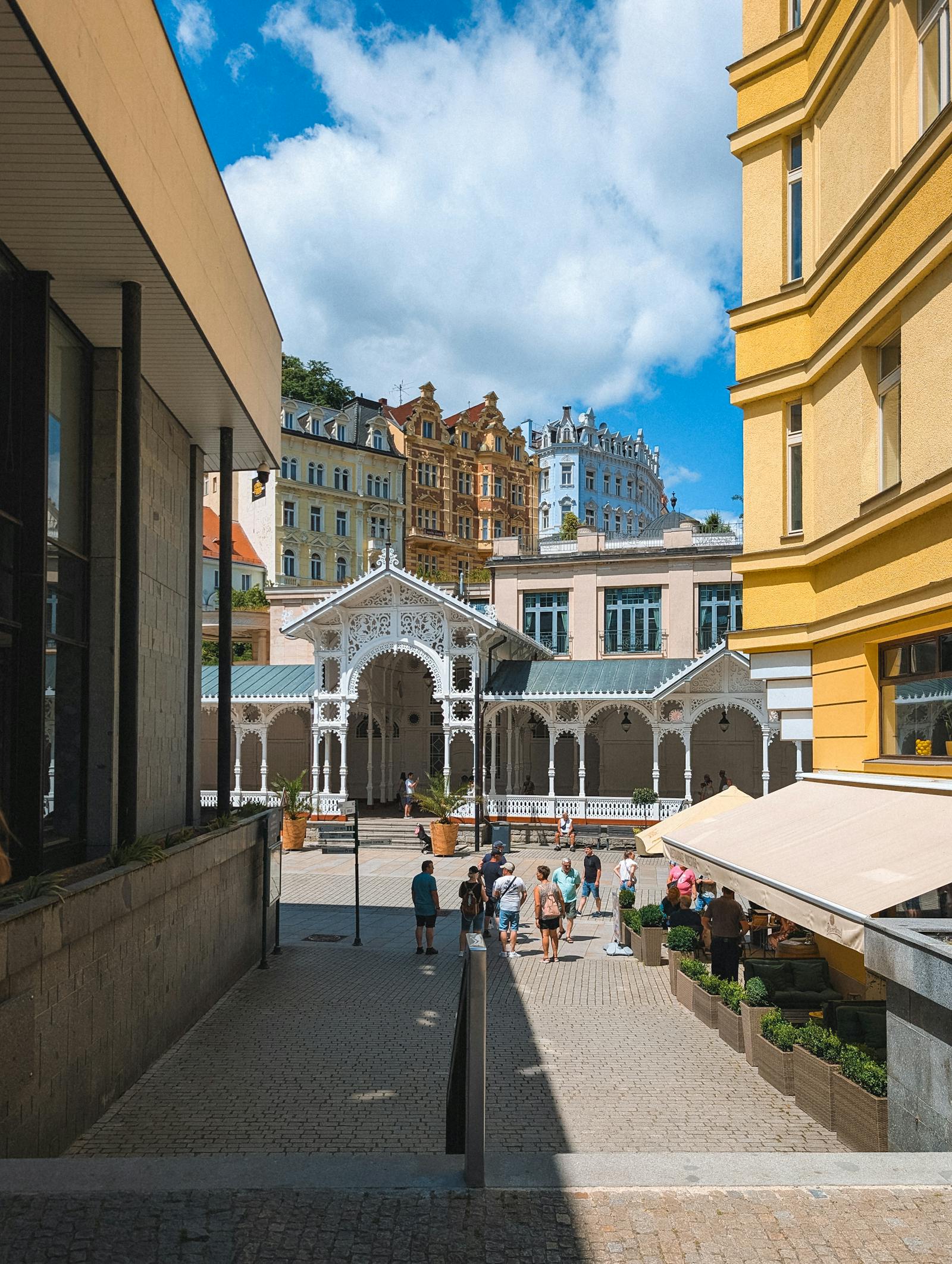 Karlovy Vary výlet z Prahy: Kompletní průvodce 2026