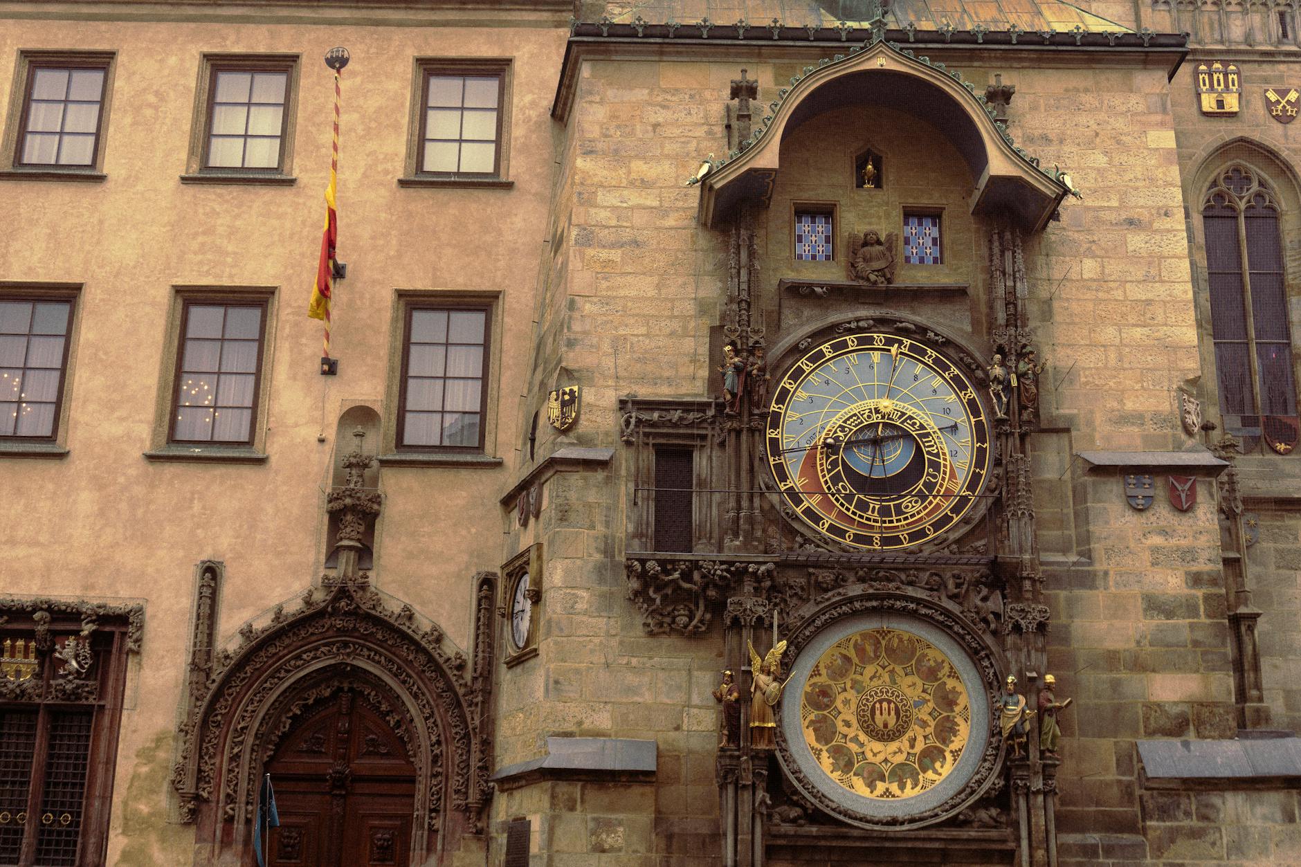 Pražský orloj na Staroměstském náměstí
